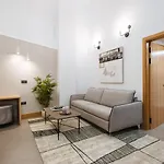 Guadalupe 15 By Magno Apartman *