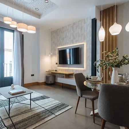 Guadalupe 15 By Magno Apartmán Sevilla